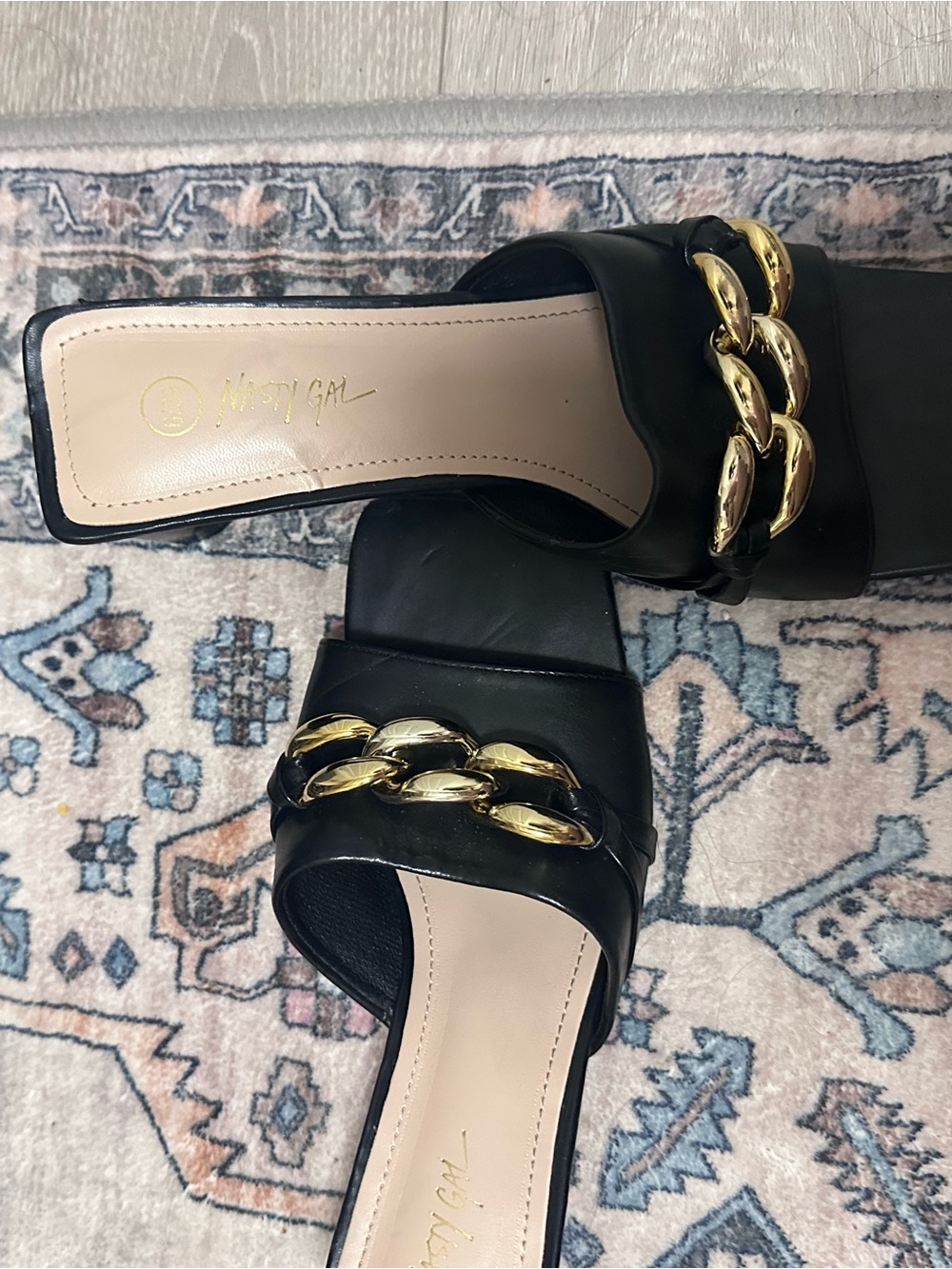 NASTY GAL Faux Leather Chain Front Block Heeled Mules - Picture 4 of 4